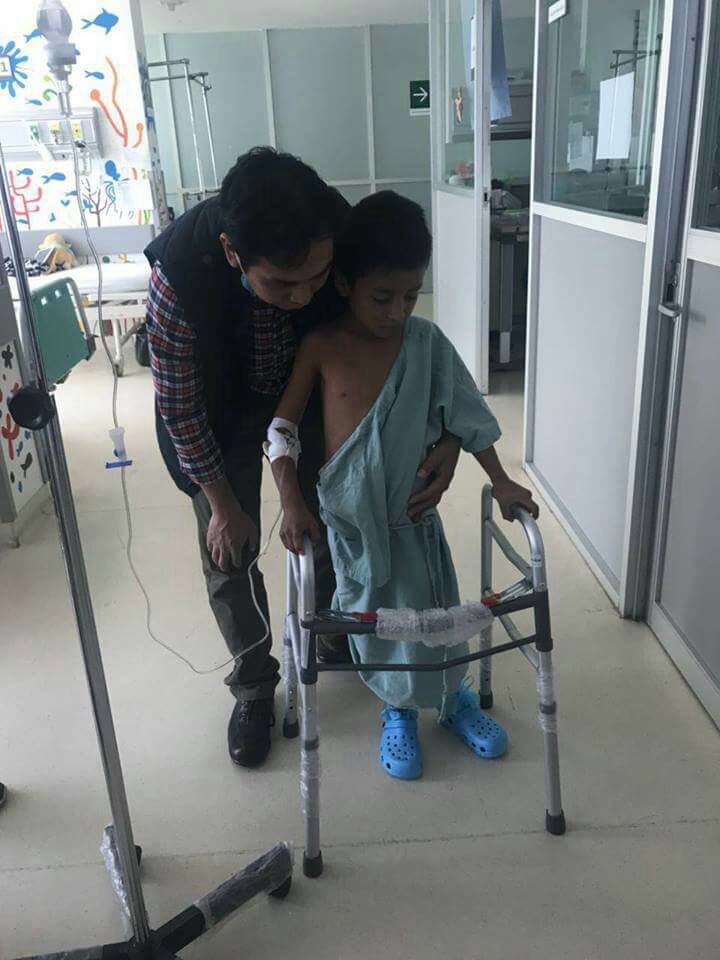 yaron_nGY's tweet photo. Años de carrera y amor a sus pacientes para ser juzgado como criminal. 
#TodosSomosLuis https://t.co/plo7koKJFh