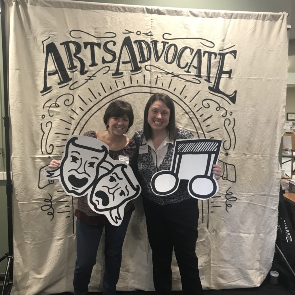 Emily Ruddock (@emilyruddock) on Twitter photo You run into <a href="/MountHolyoke/">Mount Holyoke</a> alums everywhere! Mimi (‘82) and I (‘03) participated in Franklin Cultural Council’s Arts Advocacy Day because #artsmatter ! #CAAD2018 #MountHolyoke <a href="/aamhc/">Mount Holyoke Alums</a> You run into <a href="/MountHolyoke/">Mount Holyoke</a> alums everywhere! Mimi (‘82) and I (‘03) participated in Franklin Cultural Council’s Arts Advocacy Day because #artsmatter ! #CAAD2018 #MountHolyoke <a href="/aamhc/">Mount Holyoke Alums</a>