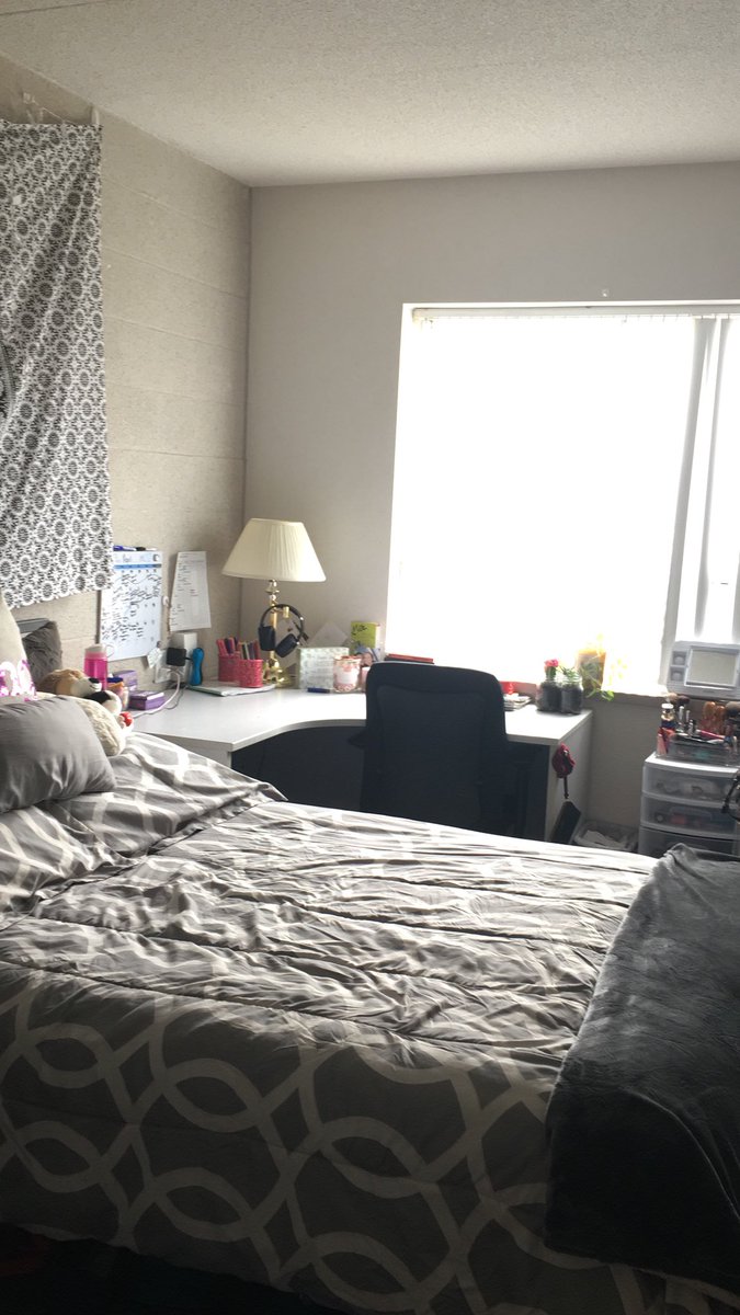 MohawkCollege's tweet photo. Don’t forget to check out our fantastic student residence! Take a tour and discover your future home away from home! #MohawkOpenHouse https://t.co/2xNTn7QdcW