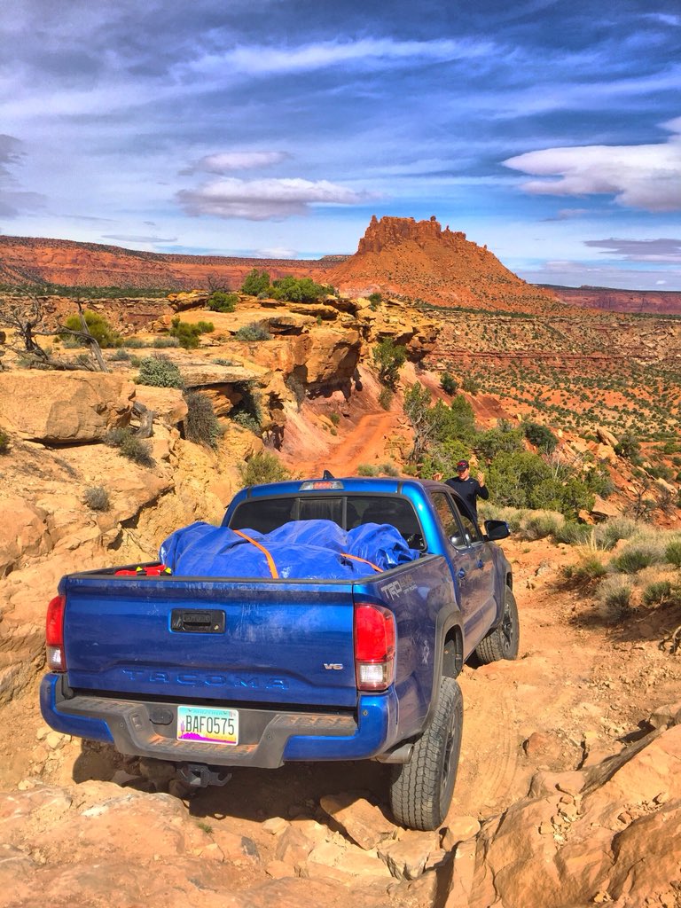 adventures_az's tweet photo. #4wheeling in #Canyonlands #MazeDistrict a #couple years ago. #4x4 #Maze #Toyota #Tacoma #Tacomaworld #Utah #outdoors #backapcking #hiking #hikingadventures #OptOutside #GetOutside #nature #offroading #outdoor #camping #adventure #wanderlust #spring #desert #CreateYourTrail https://t.co/M7CjYrIsmh