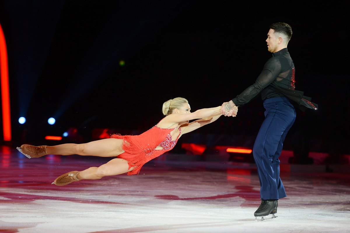 DOI_Tour's tweet photo. Congratulations to Ray and Alex who won the first matinee performance in Glasgow!

#DancingOnIce #DancingOnIceTour #DOITour https://t.co/2nkCE4QlhV