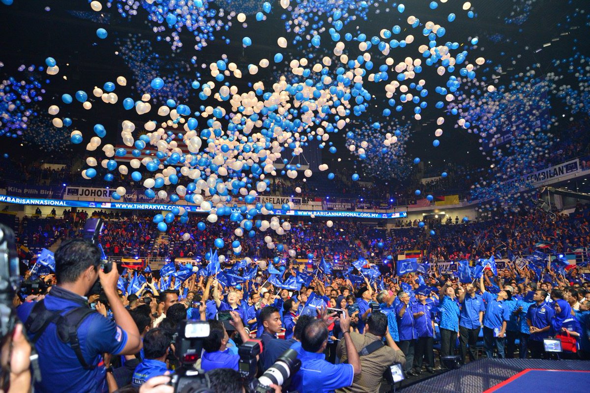JanathipanBalan's tweet photo. Pelancaran Manifesto Barisan Nasional Pilihanraya Umum Ke-14 oleh YAB Presiden Dato' Sri Haji Mohammad Najib Razak yang bertemakan 'Bersama BN, Hebatkan Negaraku'. #ManifestoBNPRU14

https://t.co/Czr66hLpQo

@NajibRazak @m_kayveas @myPPP_HQ @TengkuAdnanReal @Zahid_Hamidi https://t.co/f4epKNZOm6
