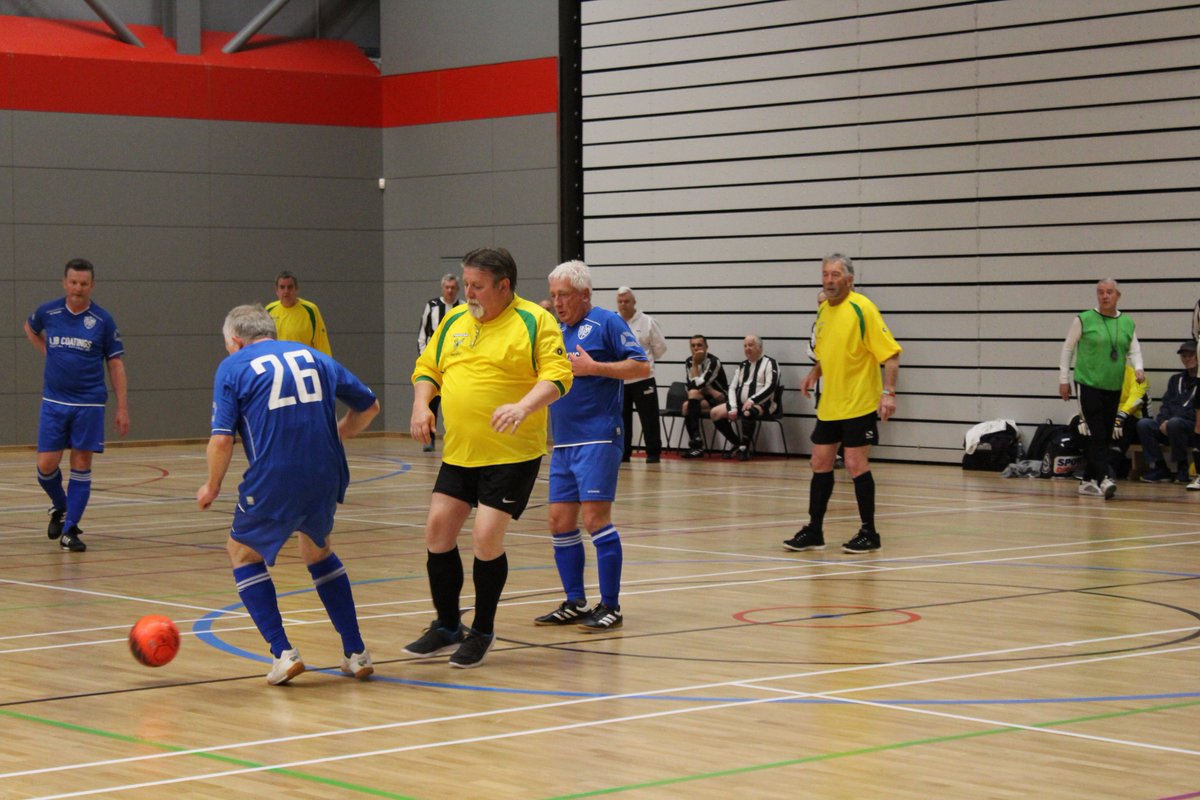 JPSportsCoachi1's tweet photo. Fab walking football tournament today at @Essex_Sport with 4 guys from Clacton WF playing with @degsmurr1 and Harwich Hornets interested sessions every Friday 5.30pm-6.30pm £3 or check out Clacton Walking Football https://t.co/qXnxbNRlGu