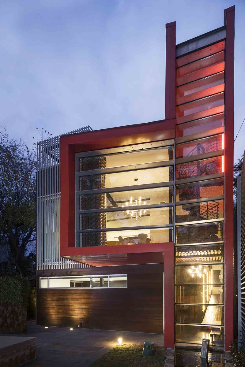 tvoadotnet's tweet image. Very excited to announce that the award-winning Ramp House in Bouldin by MJ Neal, FAIA, is on the market. Contact us for a viewing!
zurl.co/kJkdY