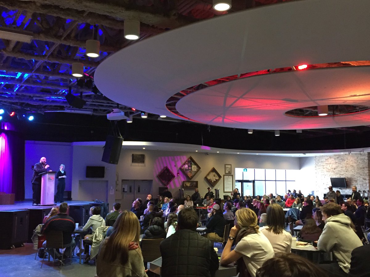 Prof_Marc's tweet photo. Packed rooms, students volunteering to help future students, staff consulting with recruits and parents - a great #MohawkOpenHouse this year @MohawkCollege! https://t.co/BNFrKqf1ca