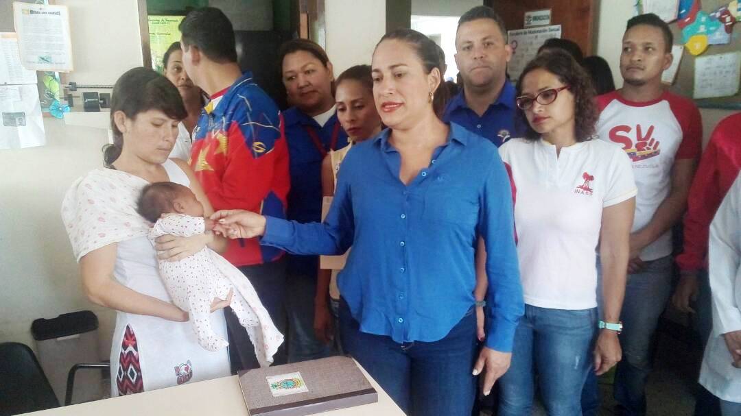 salainass's tweet photo. Desde Yaracuy Jornada Atención Integral Parto Humanizado y Personas con Discapacidad brindando Suprema Felicidad a las familias @MSomosVen   #1MillónTocandoYLuchando @NicolasMaduro @DPresidencia @magallyvina @gladysrequena https://t.co/OtGHHiTWt9