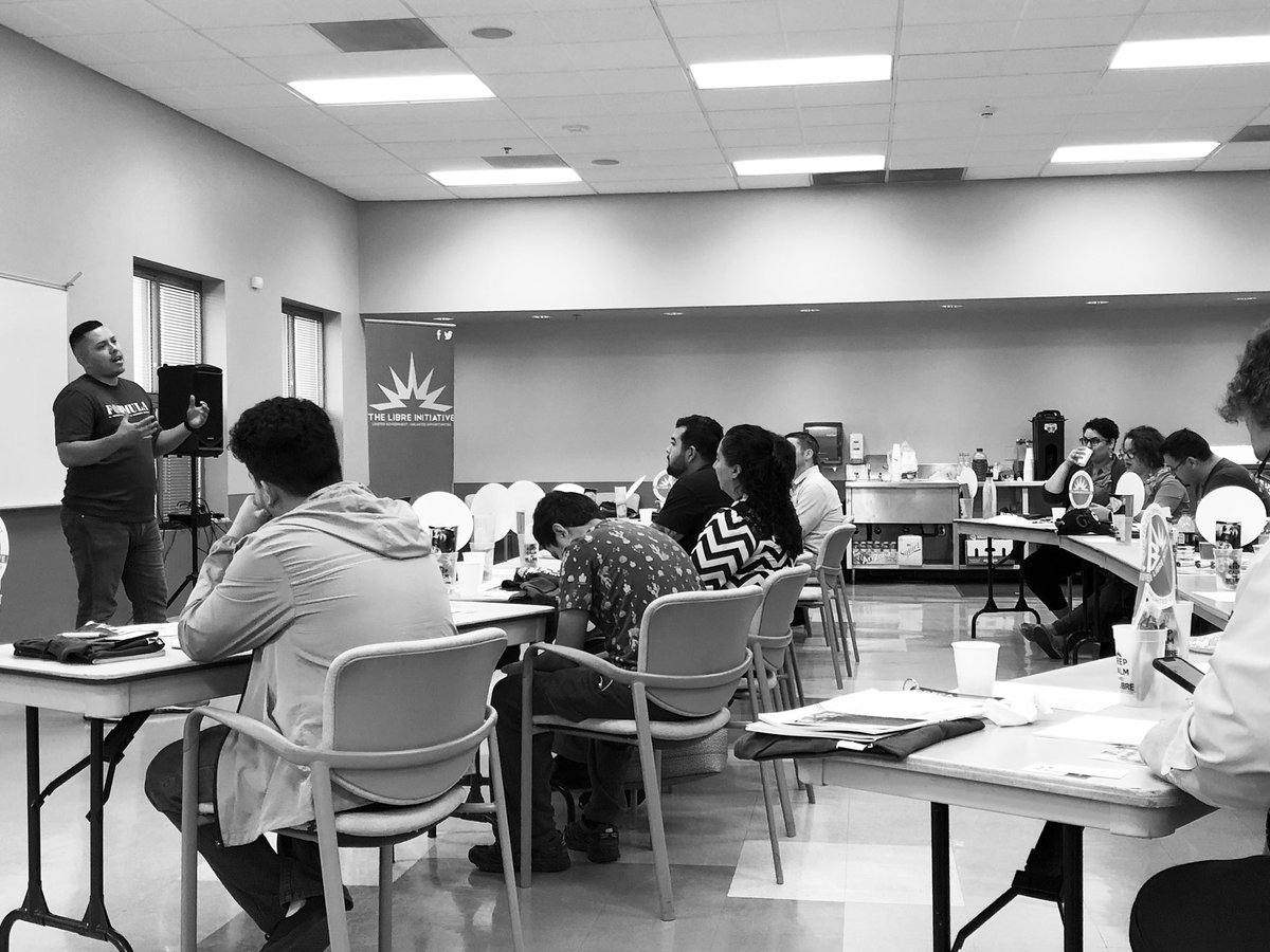 formulanv's tweet photo. #Latino #Entrepreneur and recipient of the prestigious 40 Under 40 Award in #LasVegas, Josh Molina of @joshmakerslv provides his story of how @MakersLV scaled to the next level. https://t.co/vMqwxdCLCv