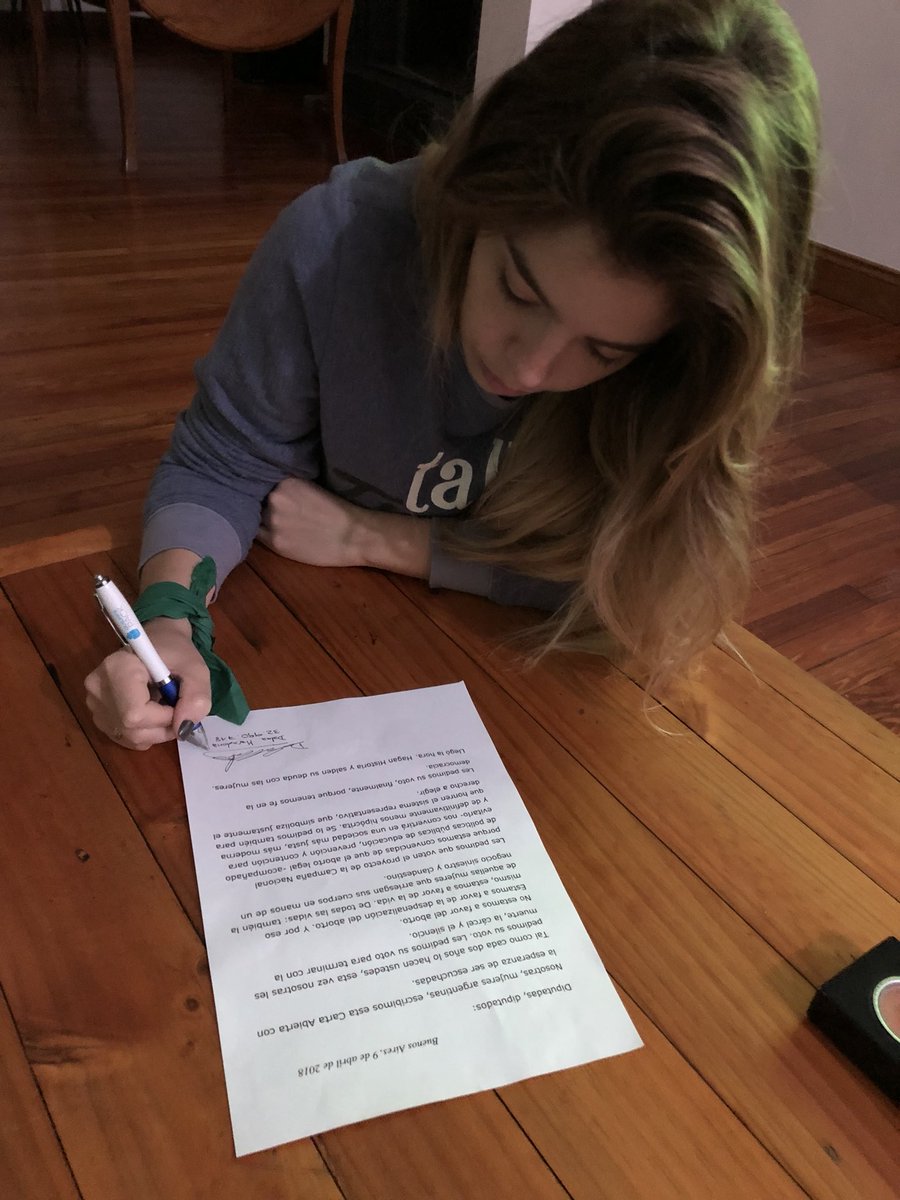 dalmaradona's tweet image. Educacion sexual para decidir, anticonceptivos para no abortar y aborto legal para no morir  #abortolegalya