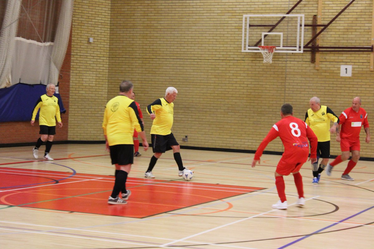 JPSportsCoachi1's tweet photo. Fab walking football tournament today at @Essex_Sport with 4 guys from Clacton WF playing with @degsmurr1 and Harwich Hornets interested sessions every Friday 5.30pm-6.30pm £3 or check out Clacton Walking Football https://t.co/qXnxbNRlGu