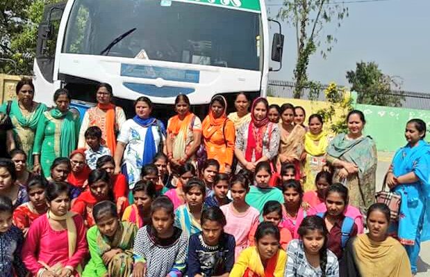 dpowcdynr's tweet photo. @wcdhry
@Kavitajainbjp
@MinistryWCD
@BBBPHaryana
Sabla girls tour of block Saraswati Nagar District Yamuna Nagar https://t.co/vjIeyZE1kt