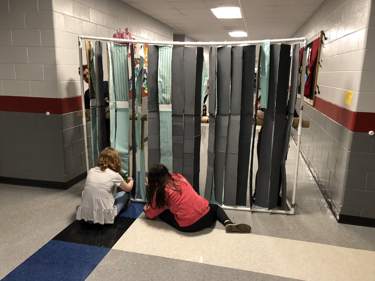 dialabama's tweet image. Teams are filling the hallways doing some last-minute adjustments and problem solving.  Creativity never stops!