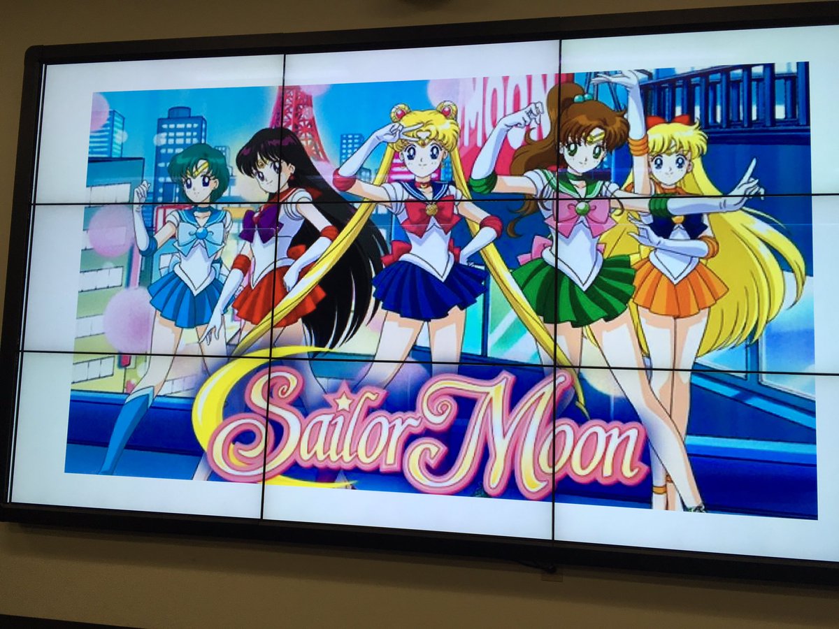 tidalzora's tweet image. Nice to see a comics keynote speaker talking about manga! (EXCELLENT BNHA representation up there!) #imagetech #comicsuf