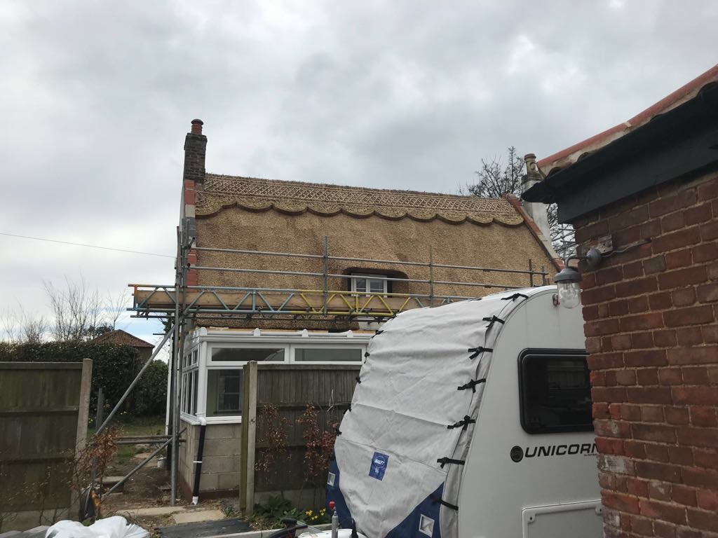 AngliaCo's tweet photo. Latest job finished in Filby, Norfolk #thatching #norfolk #filby #NorfolkBroads #craft #norfolkhour https://t.co/s0OocdXDzs