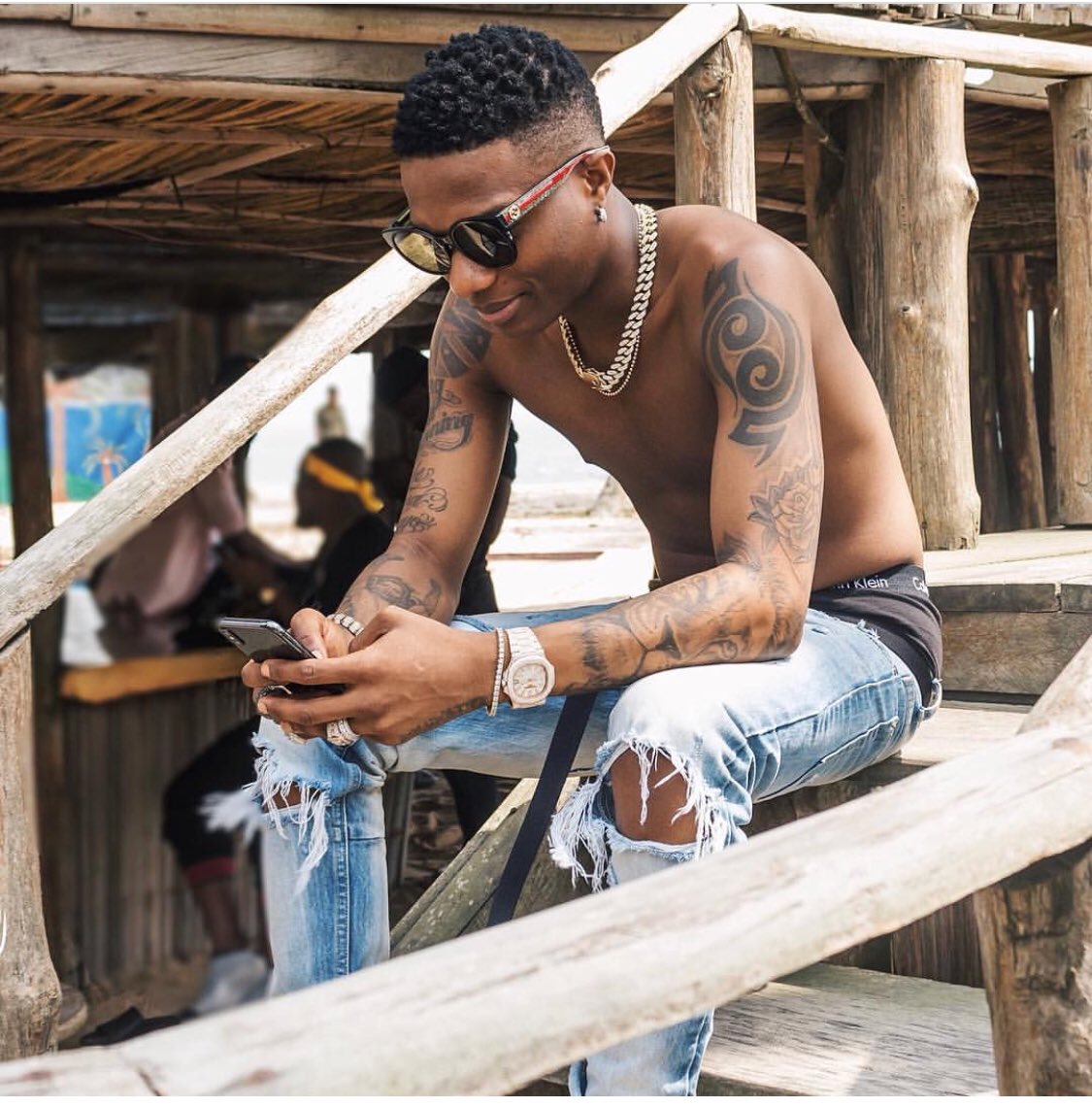 KingBlazeyy's tweet photo. God bless you, living legend @wizkidayo
#KingWizzy https://t.co/9nkTMH0bOS