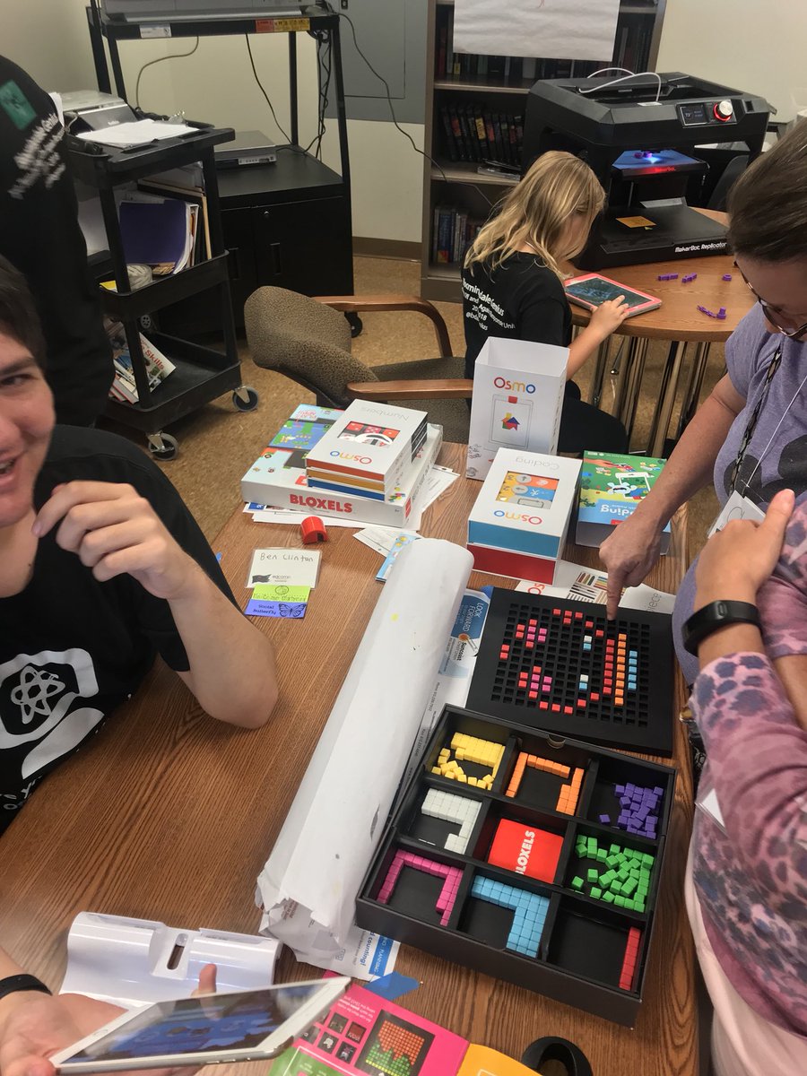 TampaBaySTEM's tweet photo. Great time at @EdCampHCPS today! 🚀🚀🚀 @HillsboroughSch @Hillsedufnd @STEMecosystems @HCPSCommunity @HcpsTeach @HCPSLeaders @HCPSElemMath1 @WeAreHAEST @HarrisonPeters @Jeff_Eakins @VanAyresHCPS https://t.co/vdRKLnEsjP