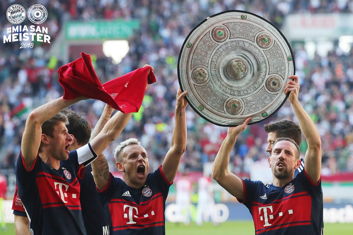 FCBayern's tweet photo. 🏆 Guten Morgen, ihr Deutschen Meister! 🏆 #MiaSanMeister https://t.co/ZAPuQ8KZtf