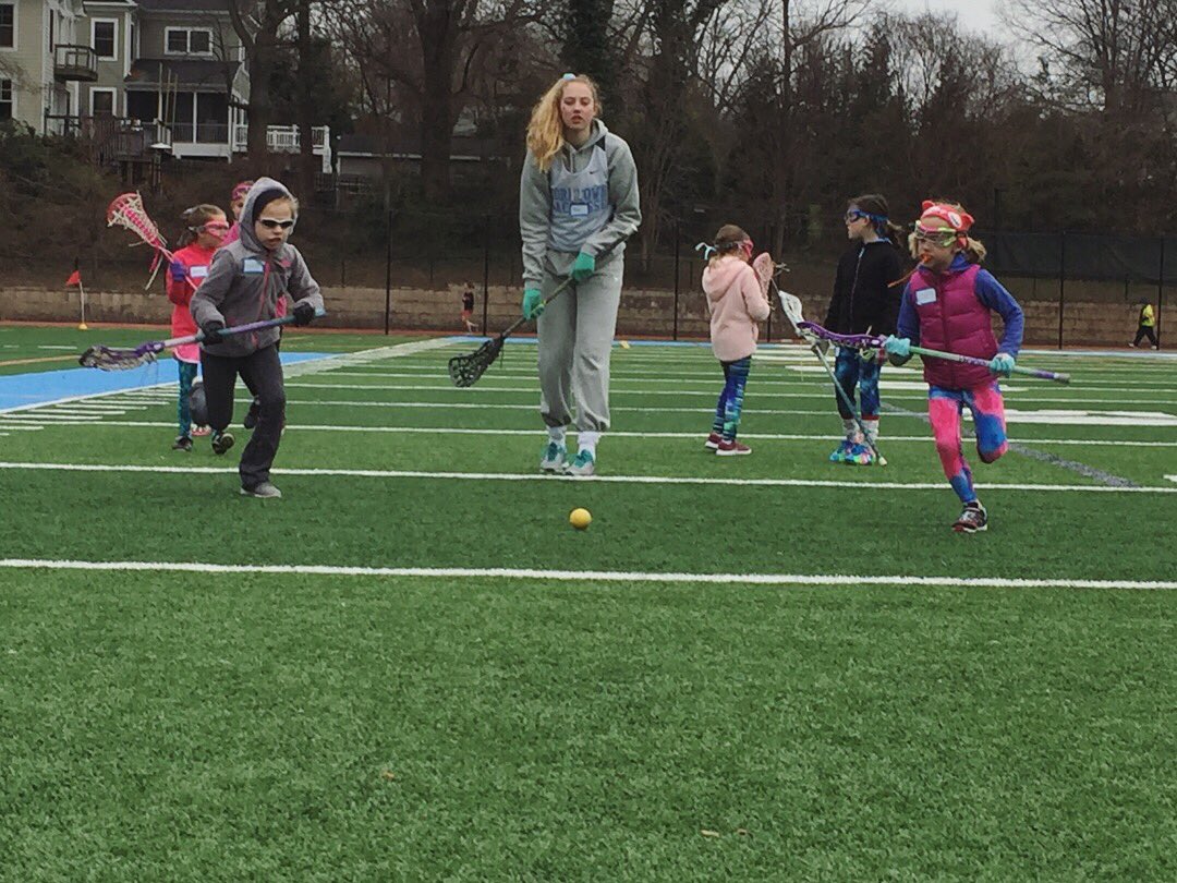 YHSLaxGirls's tweet photo. YHS Youth Clinic this AM! These girls are rockstars! #YHSLAX https://t.co/lTfTCn9vHJ