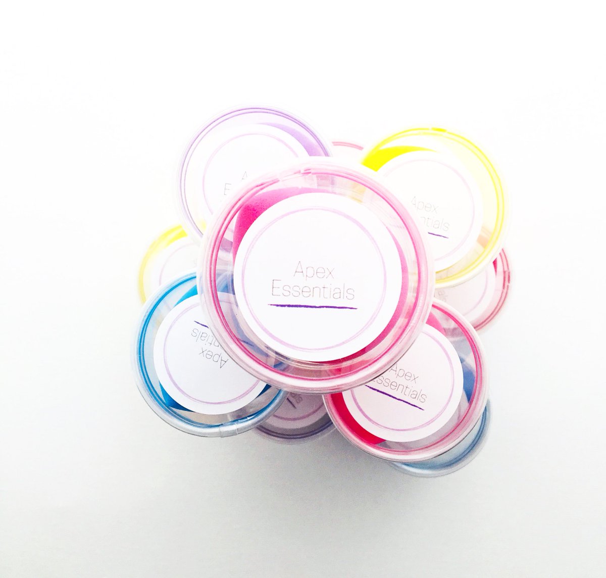 ApexEssentials's tweet photo. These babies along with all of our other goodies will be up for grabs tomorrow at 6PM EST! Counting down until we LAUNCH! #apexessentials #teamapex #vegan #organic #clean #makeup #beauty #rosewater #beautyblender #makeupbrushes #launch #comitted #veganbrushes #beautiful #love https://t.co/umXDtLZvTJ