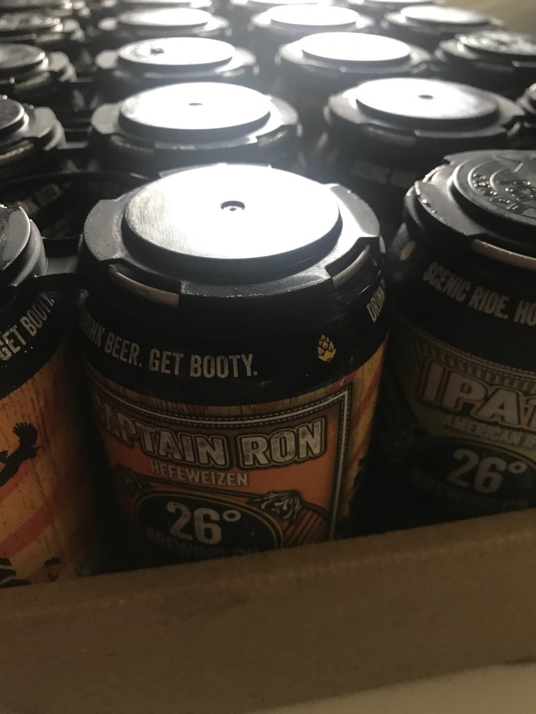 DMATBHockeyClub's tweet photo. Thank you @26Brewing for the start of a beautiful new relationship with DMATB HC! The rockets are never disappointed and neither will you 👍🏼🌴☀️🍺🍻🚗 #beerleague #beerleaguehockey #CaptainRon #IPA1A https://t.co/AinhRDmvC0