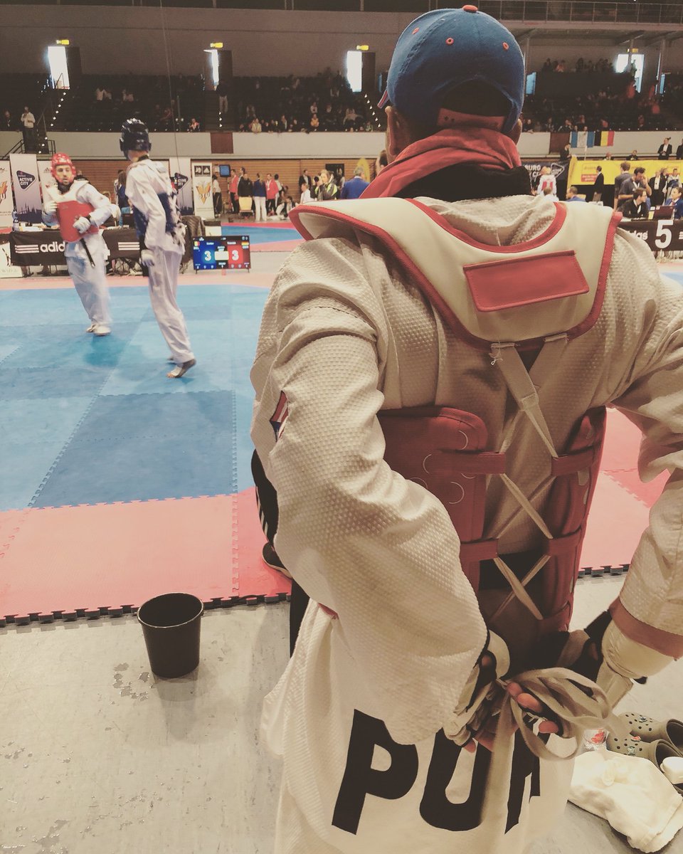 elvisbarbosa66's tweet photo. •German Open G1 2018•🇩🇪
• This time 5th place, after losing the Quaters finals.👊🏽
Road to Barranquilla 2018🔜🏆Seguimos luchando, corrigiendo y trabajando...💪🏾🙏🏽 #Taekwondo #goals #fighter #stepbystep #nexttime #blessed #lomejorestaporvenir #BAQ18 #EquipoPur🇵🇷 https://t.co/EH1Zi8vWgs
