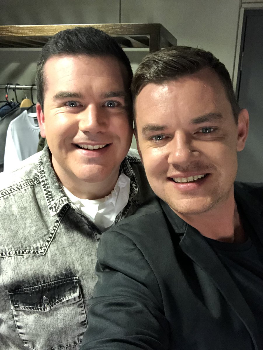 BbMrsbrownsboys's tweet photo. Show time π.. #BBC #FFS https://t.co/y1cdcxnDs0