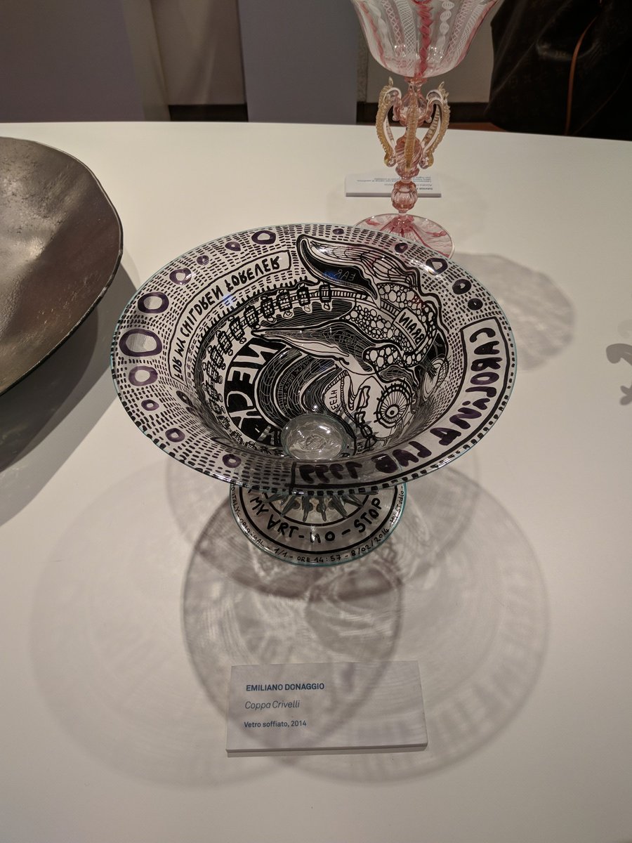 AbateZanetti's tweet photo. #ilMondoinUnaPerla è anche una mostra, allestita al Museo del Vetro. Un percorso storico e artistico in cui Abate Zanetti è protagonista, affiancando con le nostre perle anche l'esposizione delle opere realizzate dai nostri maestri e artisti. https://t.co/Ryk78tRUnW
