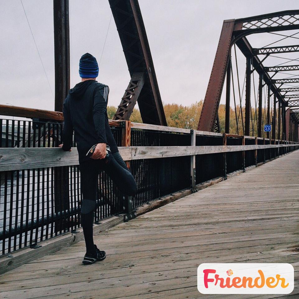 friender_app's tweet photo. Tired of running your favorite running routes all by yourself? Find a workout buddy with #Friender! Download it today, set your running preference to high, and you’ll no doubt be running with a few new pals in no time! https://t.co/fJ9foCMUc6