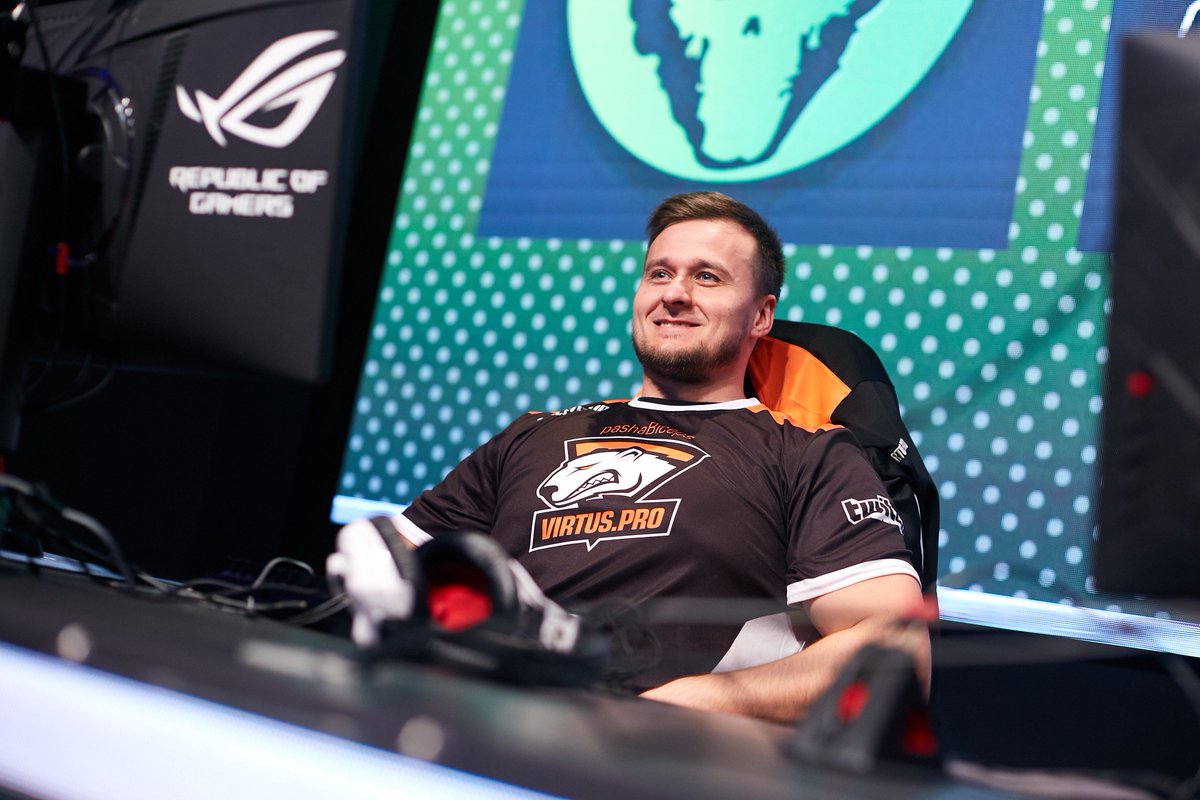 borodasla's tweet photo. Legendary Papito @paszaBiceps @virtuspro #Betsnet #cssltv https://t.co/99f4A79W6M