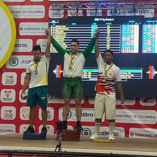 Alcaldiastarosa's tweet photo. #MuchaAtención
El pesista santarrosano Óscar Andrés Garcés, apoyado por la Administración Municipal, se coronó campeón del Campeonato Nacional Juvenil de Pesas en la categoría de los 77 kilogramos

#FelicitacionesCampeón

@HAriasMejia @Coldeportes @cncnoticias @eldiariopereira https://t.co/Pt8zG2lfDA