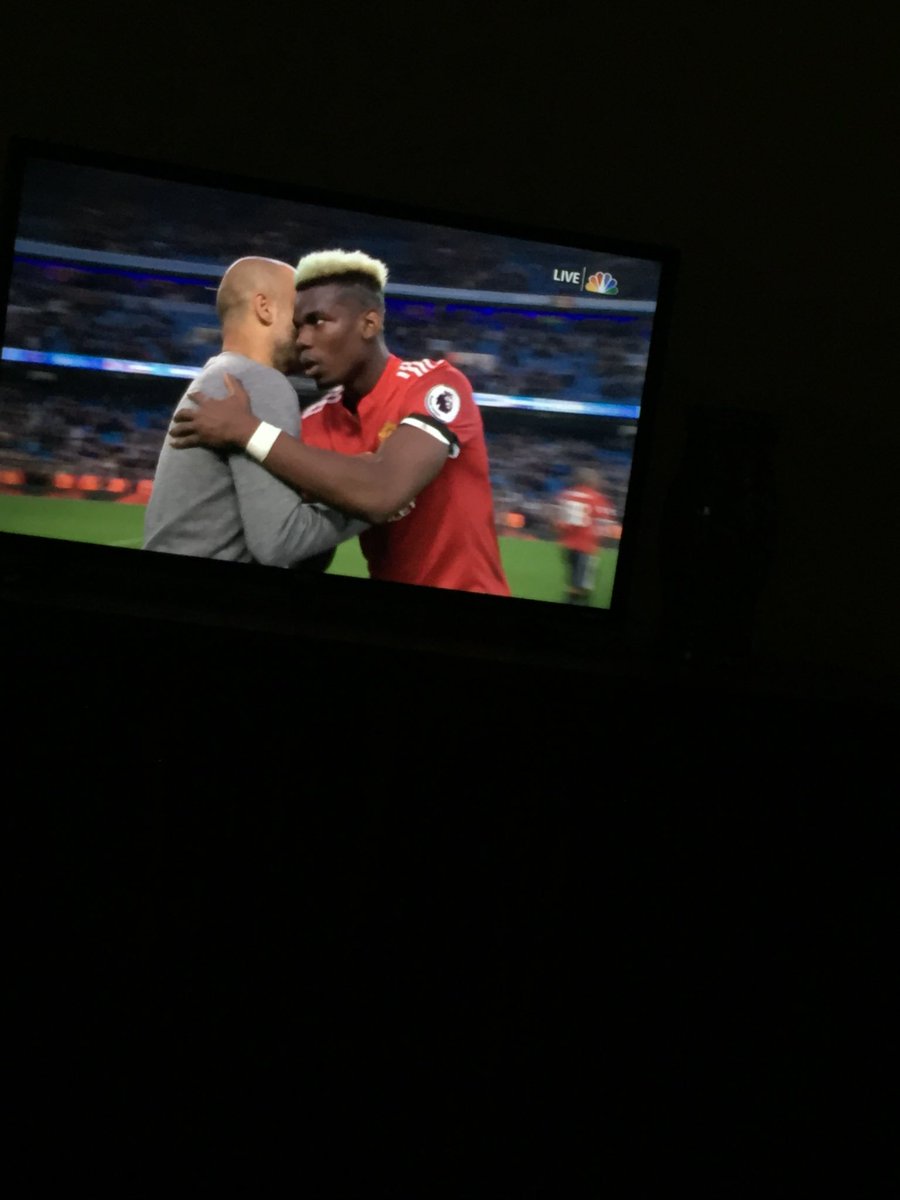 Arthurteapot's tweet photo. Manchester Just won. Yey ~❤️ https://t.co/PDUIbagDe8