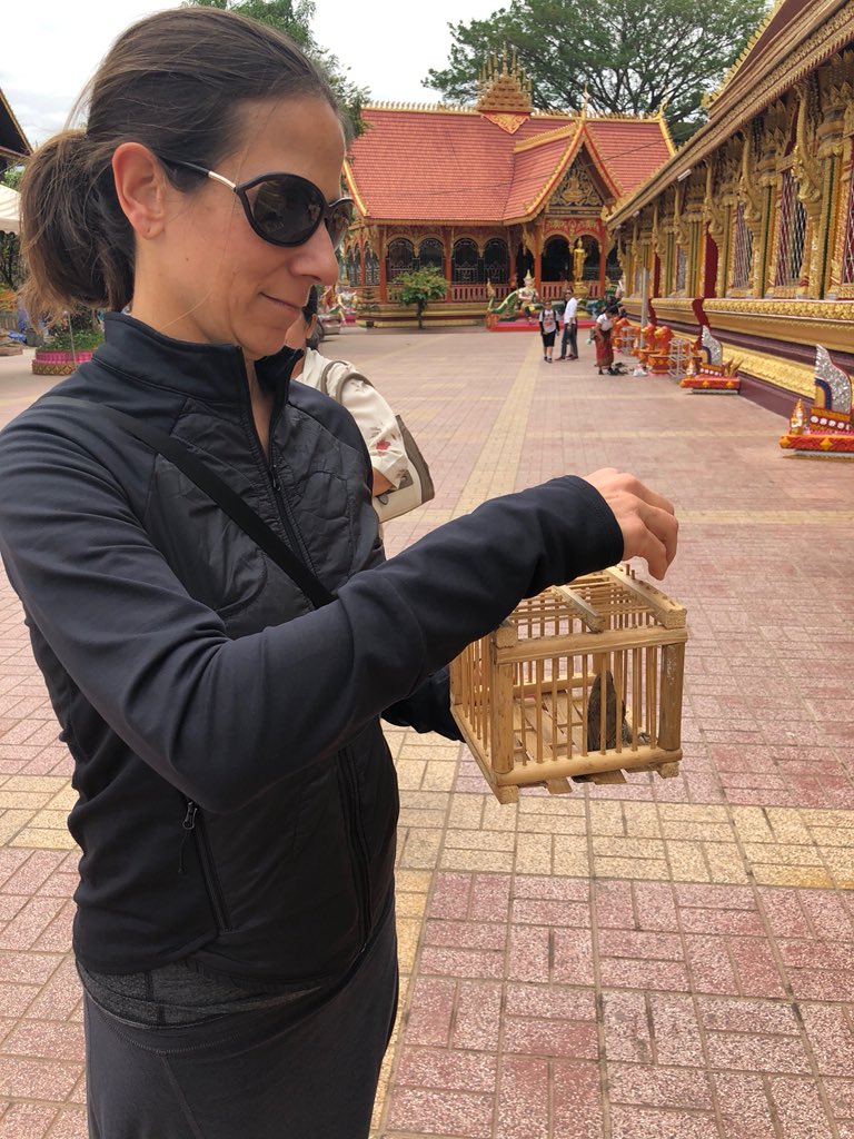 Brought a whole new meaning to my <a href="/oiselle/">oiselle</a> flyout jacket when I made a wish and released a bird at a Buddhist temple. #flystyle