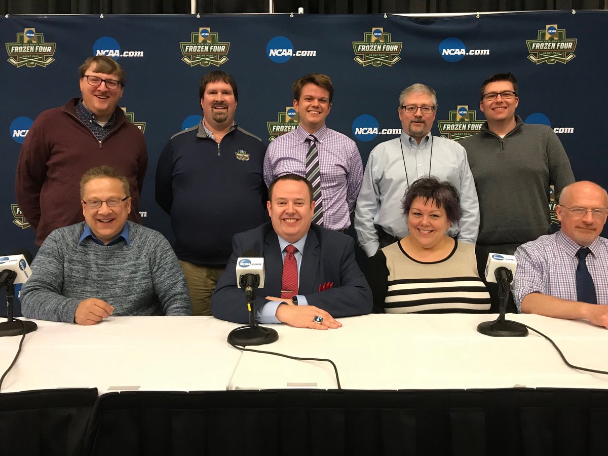 The <a href="/USCHO/">USCHO.com</a> family photo, 2018 edition. #FrozenFour <a href="/NCAAIceHockey/">NCAA Ice Hockey</a> <a href="/collegehockey/">College Hockey Inc.</a> <a href="/Buccigross/">BucciOT.Com</a>