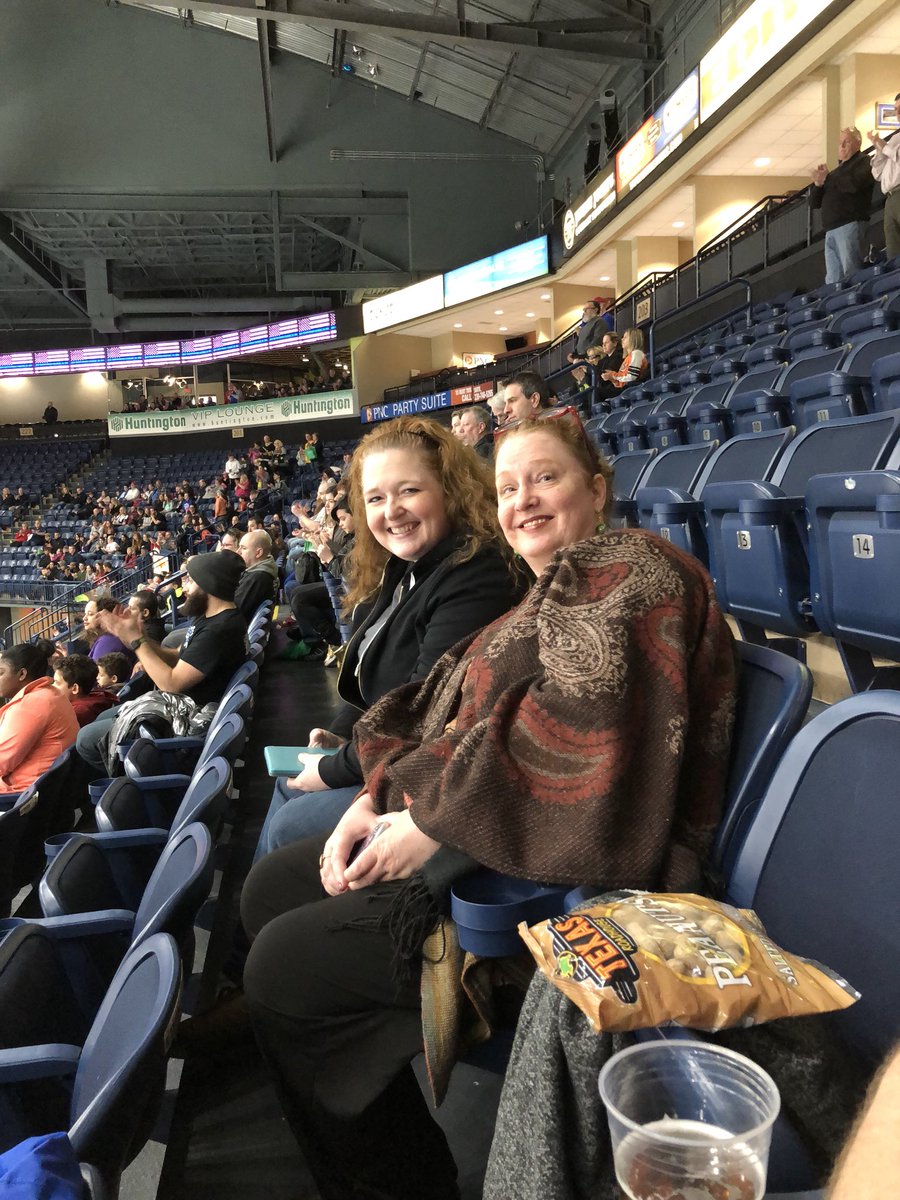 BYDAVEYJONES's tweet photo. Another great Youngstown Phantoms game about to get underway!  Here with friends as always! @YtownPhantoms #PhantomsSeat Section 204 Row K Seats 15-18 https://t.co/QJFMMfQVOm
