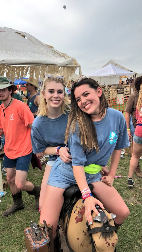 bellaaamc's tweet photo. Peace out chilifest 2018 https://t.co/hqMDpvHDvP