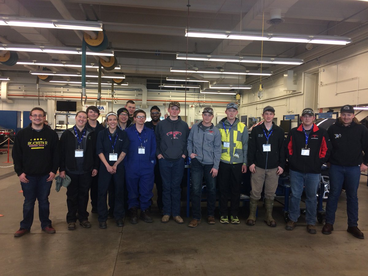 caroline_walch's tweet photo. Thankyou fabulous #naitautomotive volunteers who organized, judged and cheered on this great group of @skillsalberta competitors @NAIT @NAITtrades  good luck in the provincials!!!! https://t.co/ykT5WBW5b9