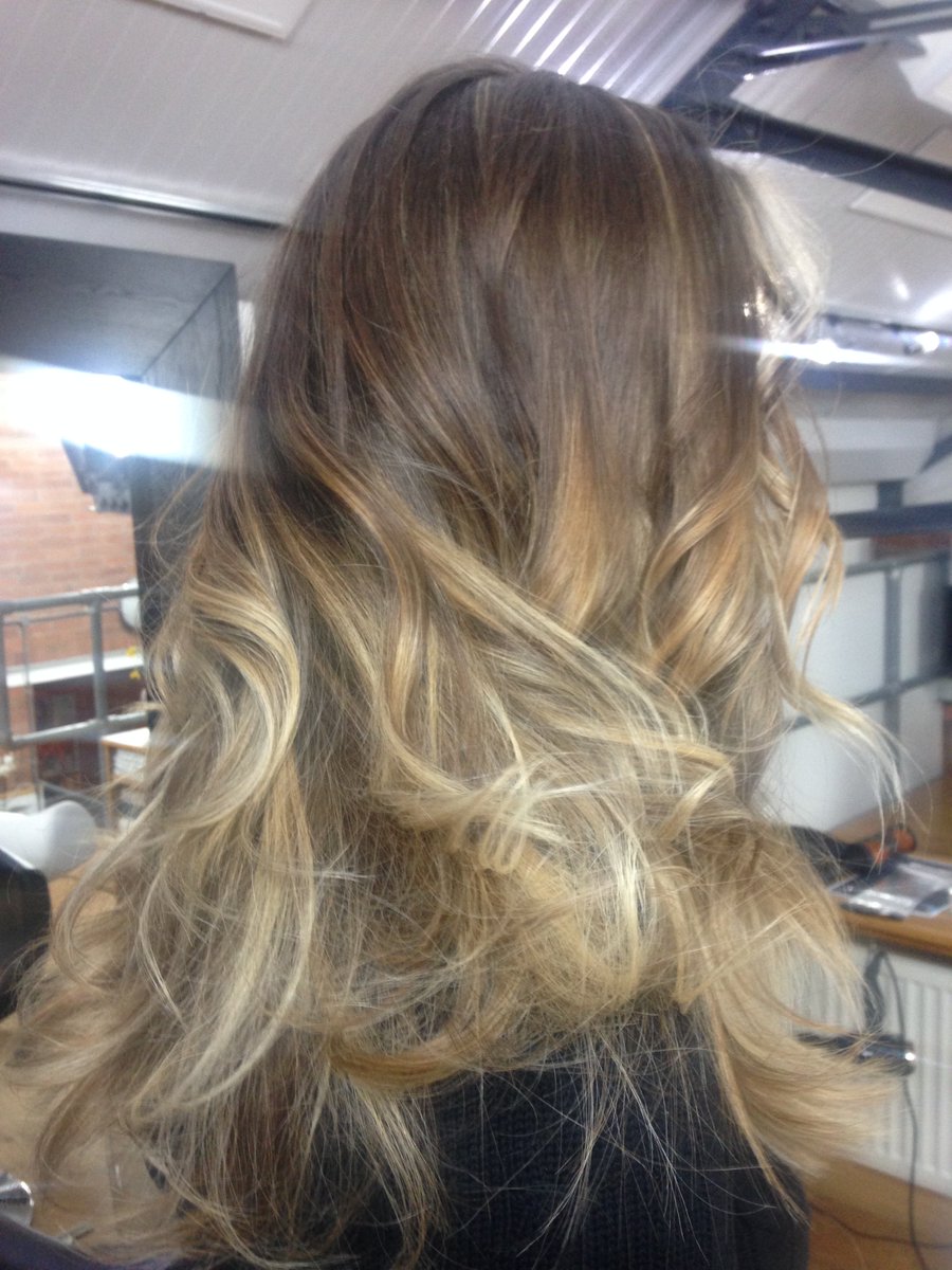 BristolStyleCol's tweet photo. One of favourites #hairstyles from the last couple weeks. 

Hannah Sanchez-Iglesias Thanks for being such a #loyal #client. 

#hair #hairstyling #hairstylist #blonde #curls https://t.co/XegUsvalDS