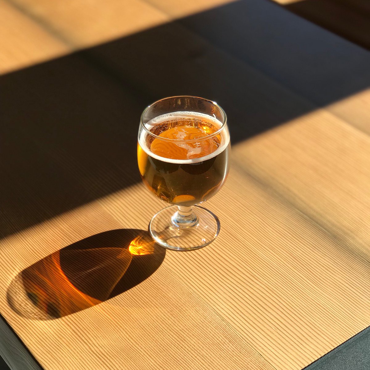 Sip_Magazine's tweet photo. Happy #nationalbeerday! What #nwbeer is in your glass? // #beerstagram #beer #drinkpnw #sipsomethingnw https://t.co/MOzQ9oZFfB