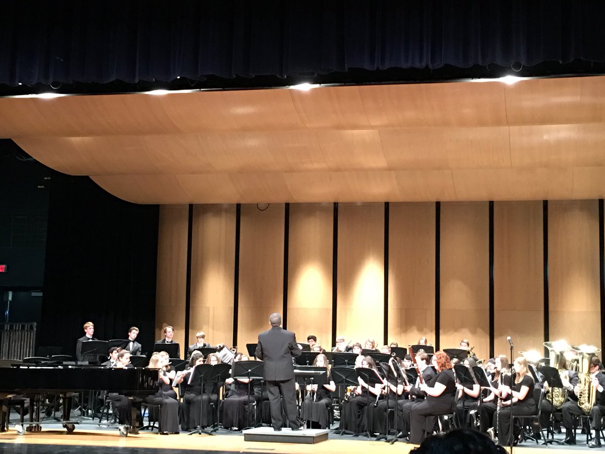 SLP_Kim_German's tweet photo. Way to go @WHSRooBand and all middle school bands as well as color guard. Fun night of performances! #whywisd https://t.co/HN9yhn5JxR