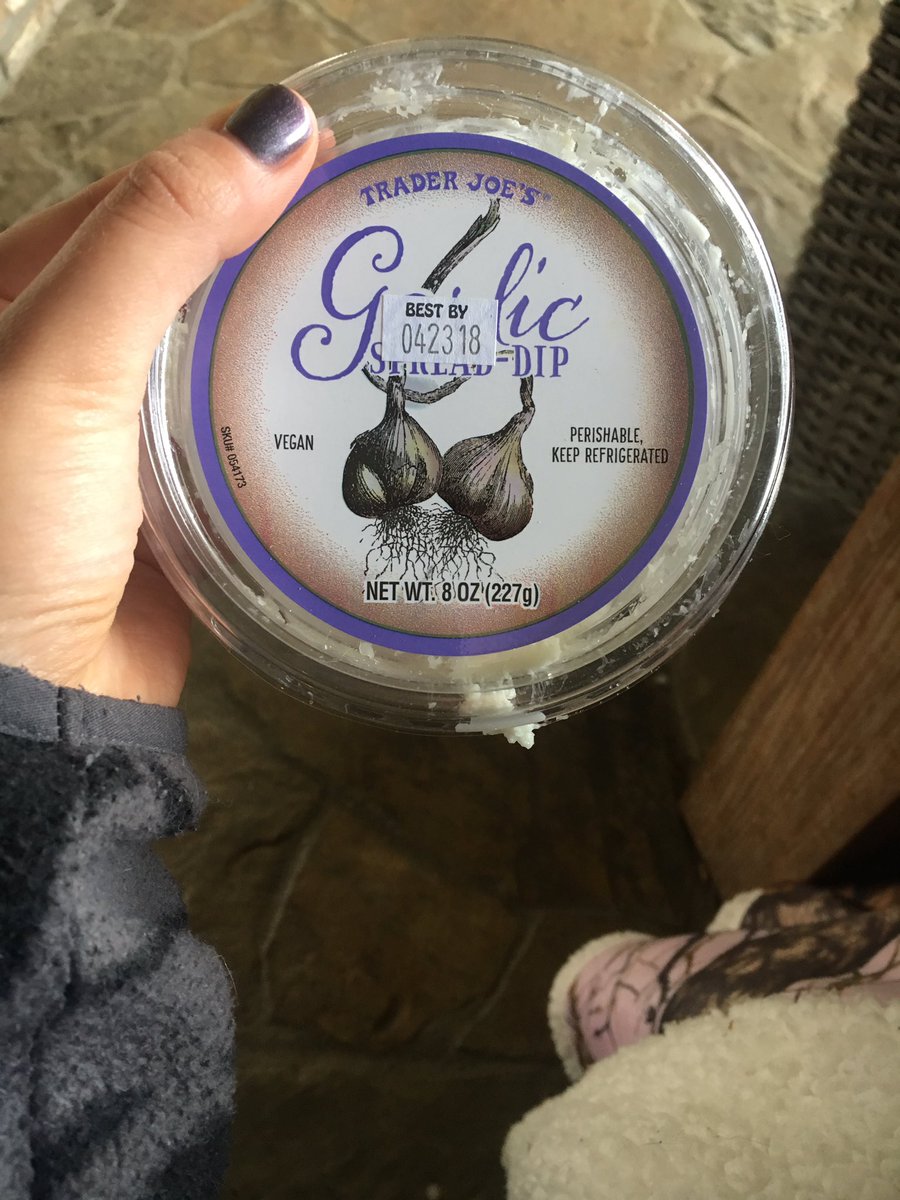 McKennaAutem's tweet photo. @MyFavMurder I've never been to California so I don't know what zankou chicken's garlic sauce tastes like but my bf's dad is Lebanese and makes garlic sauce all the time and I can tell you this tastes pretty damn close @traderjoes https://t.co/Bae4n3cNJu