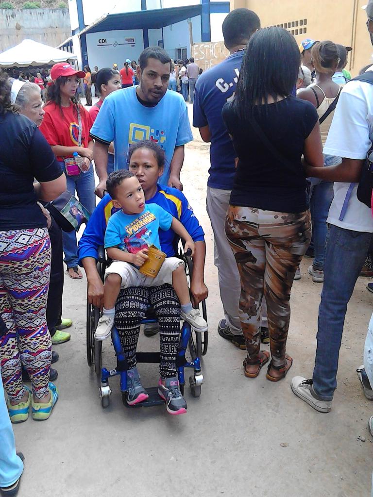 #Hoy Asistencia y atención masiva de un pueblo con esperanza en Jornada <a href="/MSomosVen/">Movimiento Somos Venezuela</a> CDI de la Vega #CCS INASS Y FNNS presentes <a href="/NicolasMaduro/">Nicolás Maduro</a>
