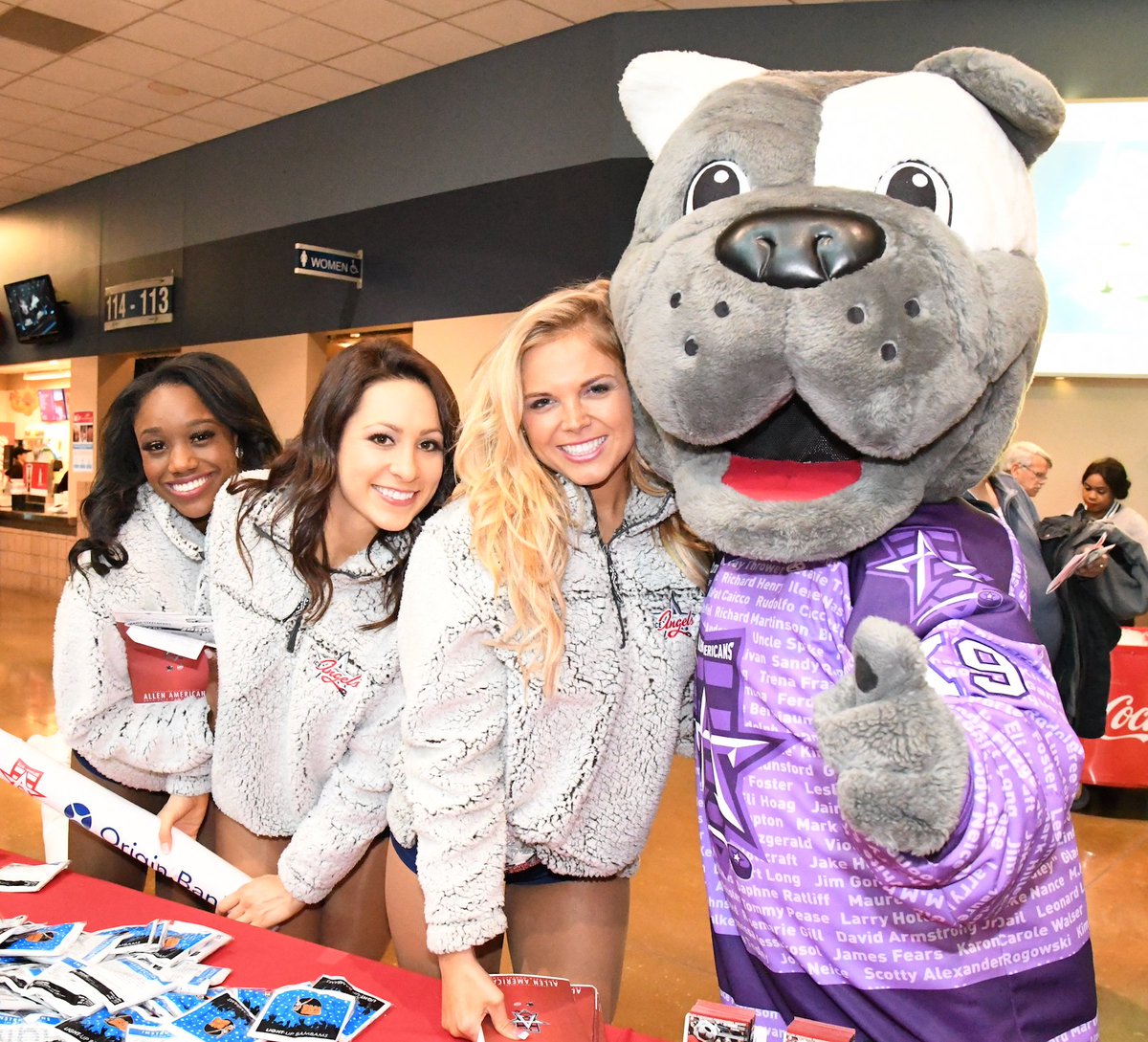duncansauctions's tweet photo. The @AllenAmericans @Allen_IceAngels are ready. It's nearly game time. https://t.co/MtCpN70oZz  @AAIA_Randi @AAIA_Grace @AAIA_Brittany @AAIA_Taryn @AAIA_Brittney @AAIA_Kaylee @AAIA_Hilary https://t.co/TLYU87Siy4