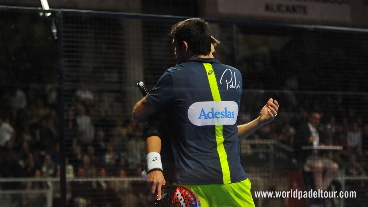 MasPadelX3's tweet photo. #depredadores muy muy grandes... partido con sentimientos.  @pablojoselima y @FBelasteguin vencen 6-1 7-5 a @JuanMartin_Diaz y @paquito_navarro.  #WPTAlicanteOpen https://t.co/wNbjTg4vLn