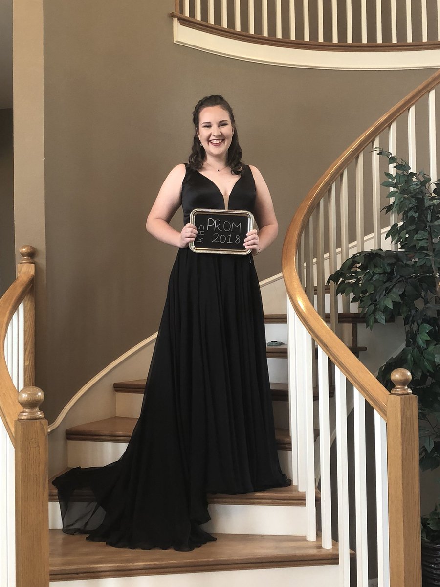 Baby girl all grown up and headed to prom❤️ #imindenial #beautifuldaughter #2018prom #kennedaleHS