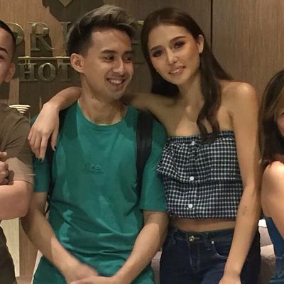 roseflores83's tweet photo. #NewProfilePic https://t.co/MEfRfQ6Q9E