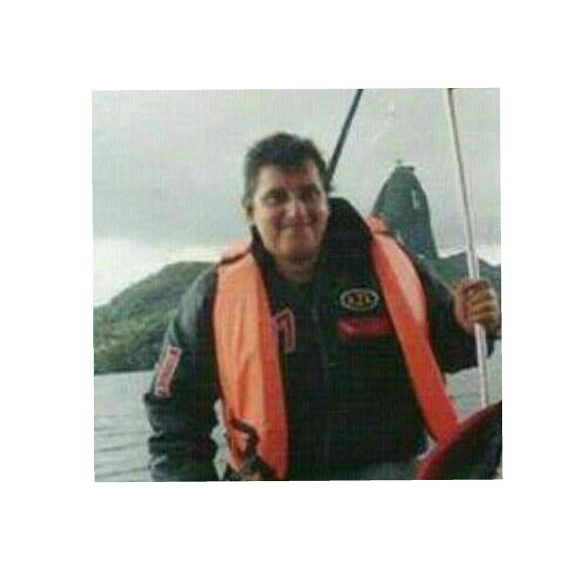 cataparada_28's tweet photo. eres lo mejor del vida😍te amo 💙 https://t.co/a31lNW7GmB