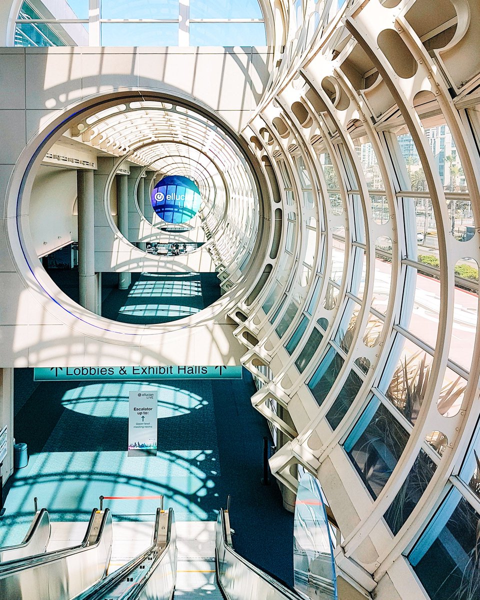 Let's Elive begin! San Diego Convention centre is waiting! What an amazing place, huge, but light, and architecturaly perfect. 

I have now registered and even checked the room I am going to be presenting in on Wednesday. This is fun!
#elive18
#poweredbypassion