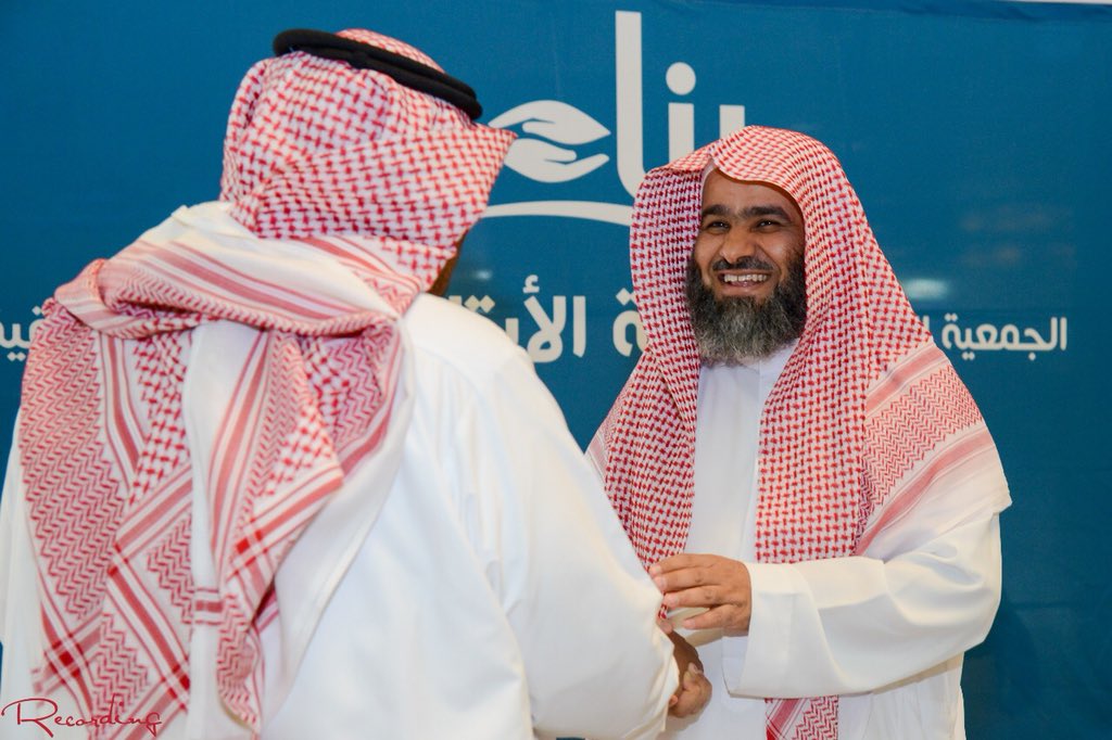 Raoof_sa's tweet photo. #صور الجمعية تشارك في أكبر تجمع خيري لجميعات الأيتام بالمملكة بمبادرة بناء وتبادل خبرات جمعيات الأيتام والتي تنظمها جمعية @benaa1431 برعاية أمير المنطقة الشرقية ولمدة خمسة أيام 

#بناء_قدراتنا_بناء_لمستقبلهم https://t.co/LGdCvAcFFS