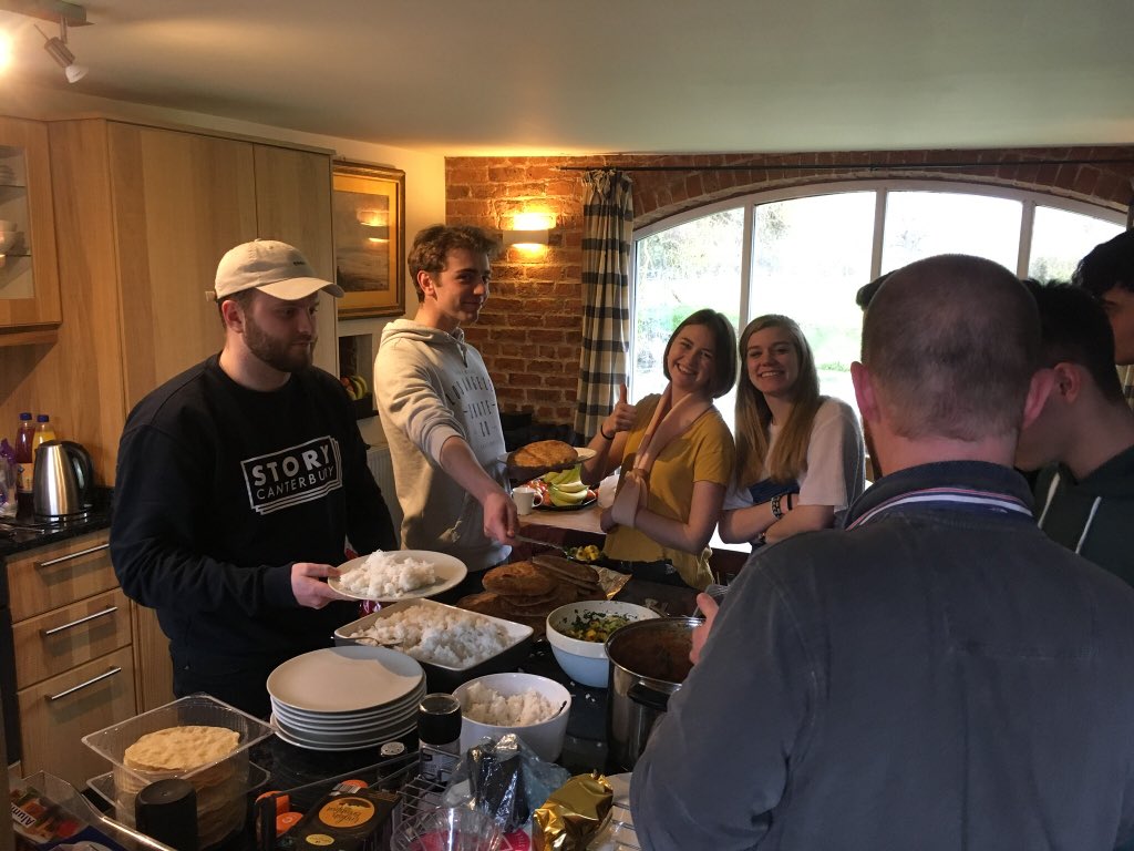 c_j_mcburney's tweet photo. We can do vegan! Great to see Canterbury embracing everyone as we eat dinner @WordAliveEvent with a sweet potato and chickpea curry #WA2018 https://t.co/4EHxSlDTHB