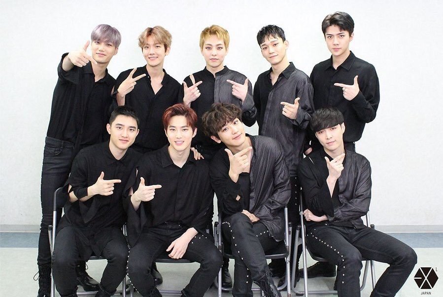 EXO Members Say Thank You For #6YearsWithEXO_L On Debut Anniversary #6YearsWithEXO
soompi.com/2018/04/07/exo…
