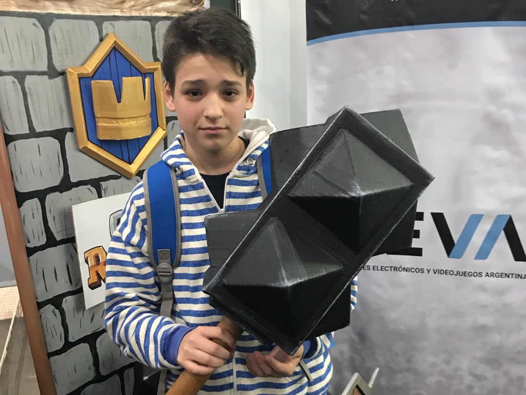 GamerCups's tweet photo. Felicitaciones campeón @FramIsGOD 🏆
Fram_Youtube se adjudicó la #GamerCups de #ClashRoyale
🥈 LuchoGelp14 @LuchoGelp_Cr
🥉 Nova | Simon @NovaSimonGG
¡Los esperamos la próxima! https://t.co/uouBqQNjCh